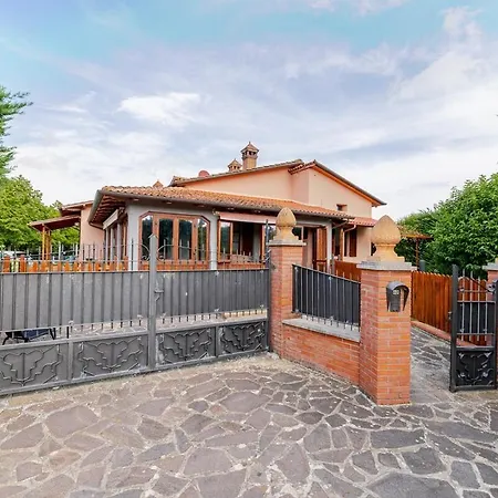 Casa Emma - Private House With Pool 펜션 카스틸리오네델라고