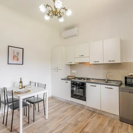 Casa Emma - Private House With Pool 펜션 *